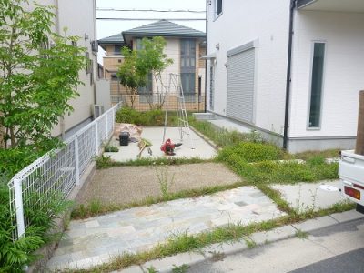 空き家の庭の手入れ｜草刈り・木の剪定　枚方市